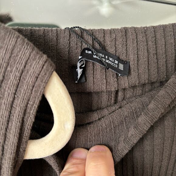 Zara Ribbed Knit Skirt Set - Picture 6 of 7